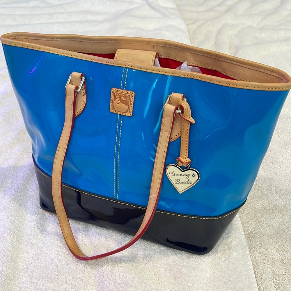 Dooney and Bourke Shopper Tote